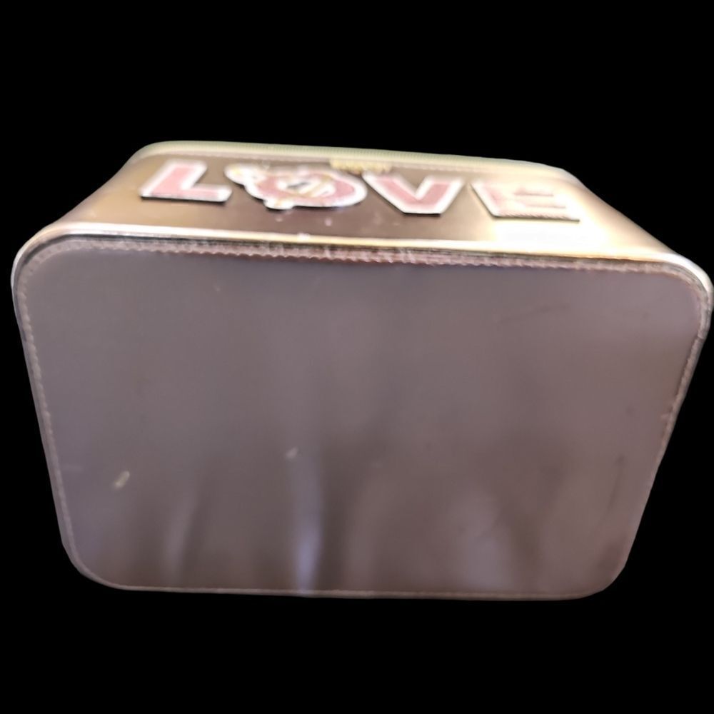 VICTORIA'S SECRET Love Runway Train Case - Picture 4 of 6